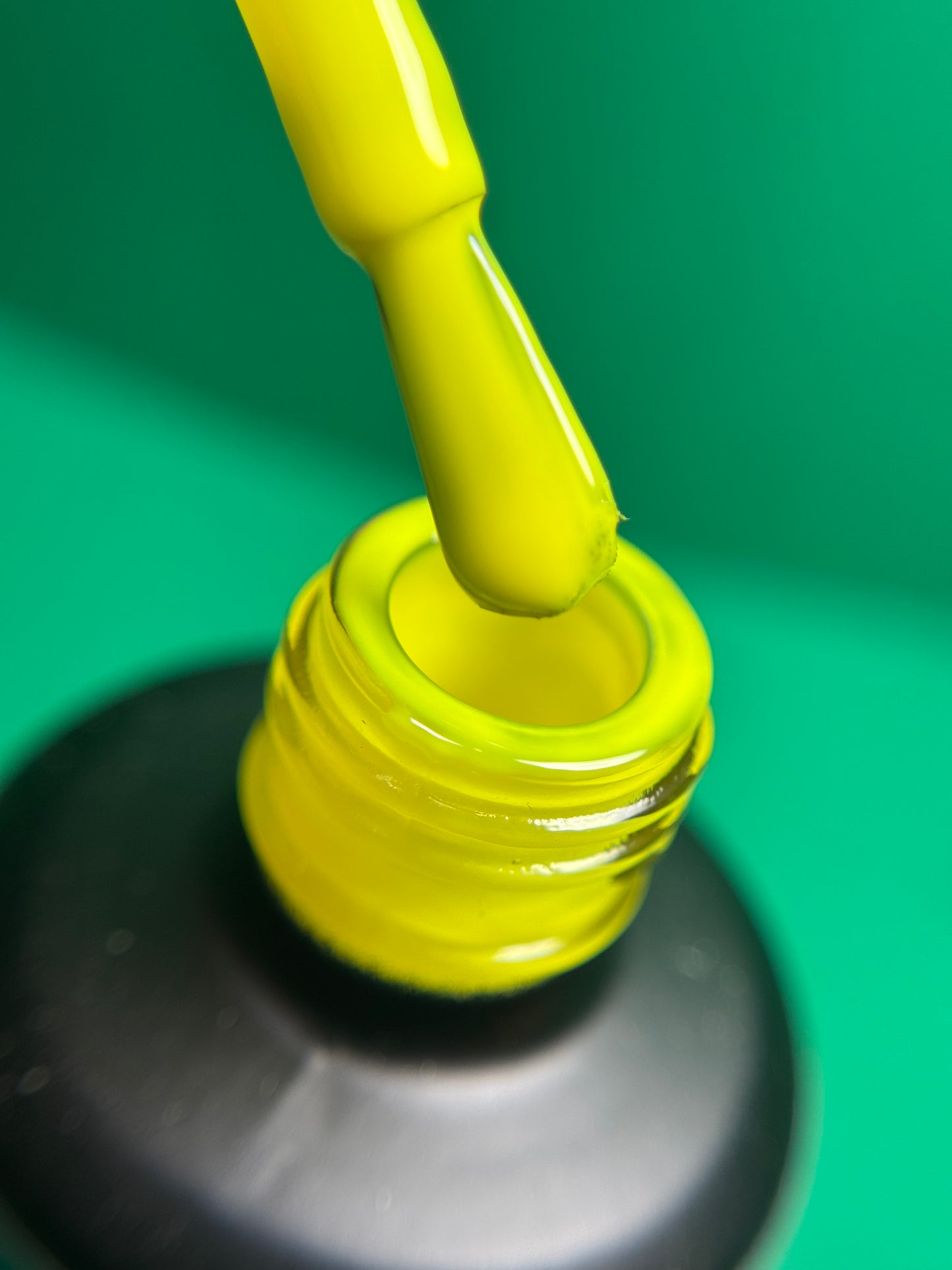 Gel Polish Neón D37-04